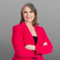 Krista Rabidoux - Headshot