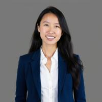 Scarlett He - Headshot