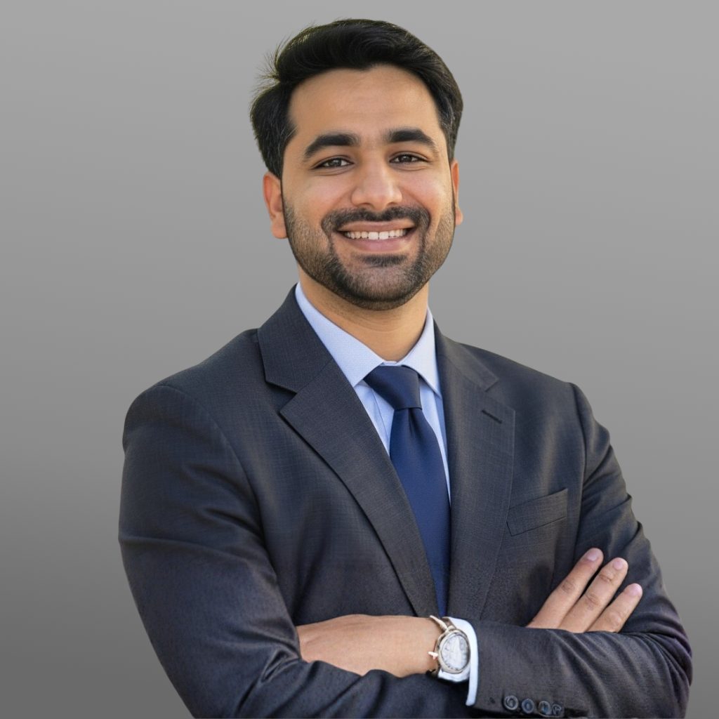 Headshot - Happy Makhija